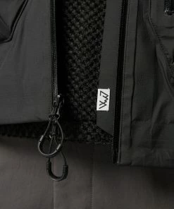 Mens Comfy Outdoor Garment Covered Shell Jacket -Nike-shop hp 605749 e scaled